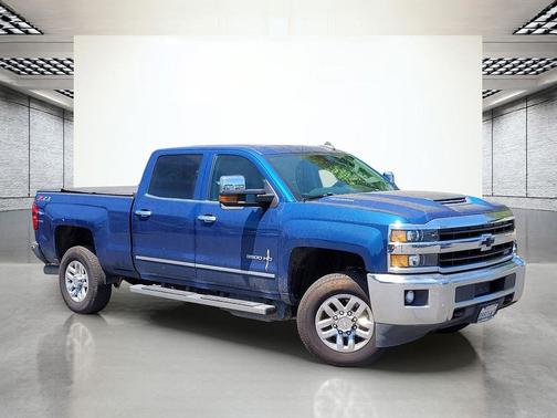 Deep Ocean Blue Metallic 2018 Chevrolet Silverado 3500 LTZ