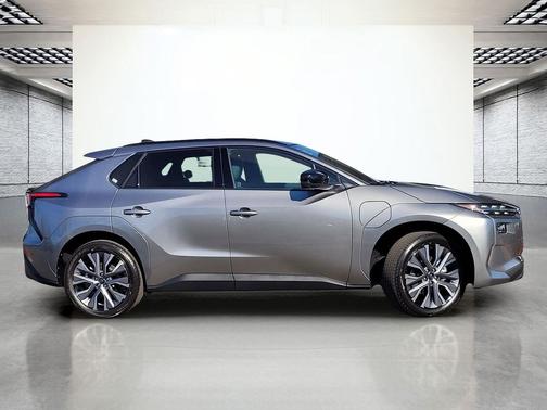 2026 Subaru Solterra Limited