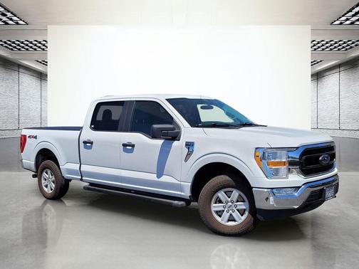 OXFORD WHITE 2021 Ford F-150 XLT