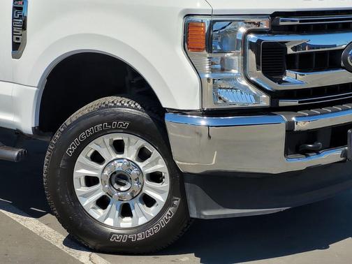 OXFORD WHITE 2022 Ford F-250 XL