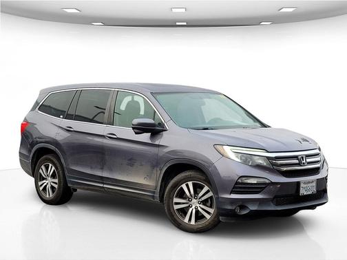 Modern Steel Metallic 2017 Honda Pilot EX-L