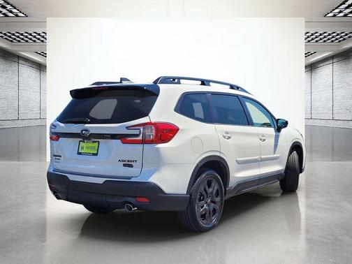 2025 Subaru Ascent Onyx Edition Touring 7-Passenger
