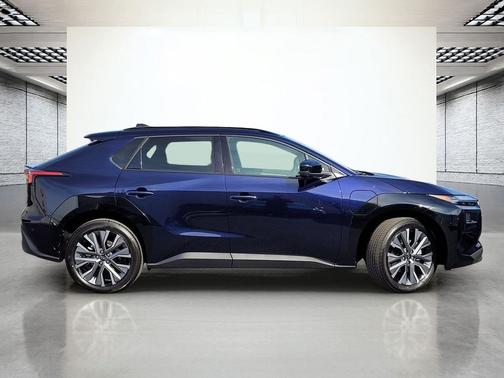 2026 Subaru Solterra Limited