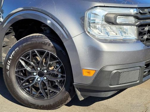 2022 Ford Maverick XL