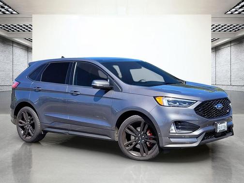 CARBONIZED GRAY 2022 Ford Edge ST