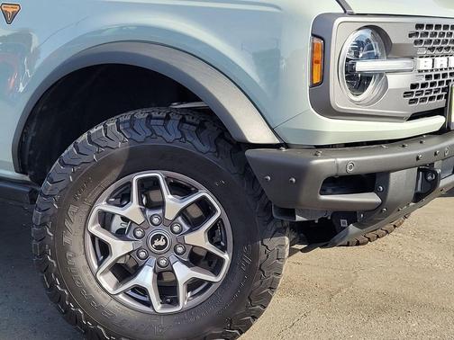 2023 Ford Bronco Badlands