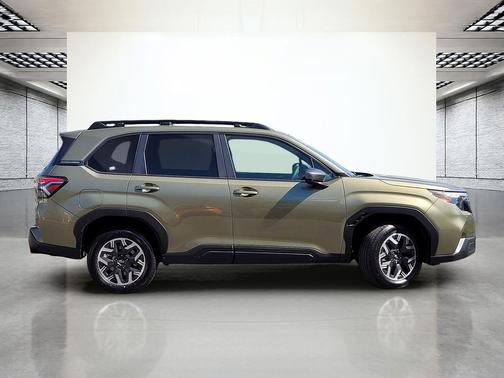 Autumn Green Metallic 2026 Subaru Forester Premium