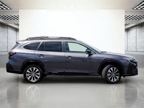 Magnetite Gray Metallic 2025 Subaru Outback Limited XT