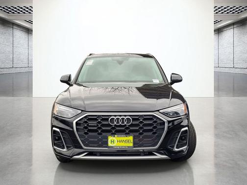 2023 Audi Q5 45 S line Premium