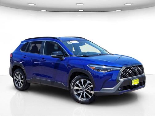 Blue Crush Metallic 2025 Toyota Corolla Cross XLE