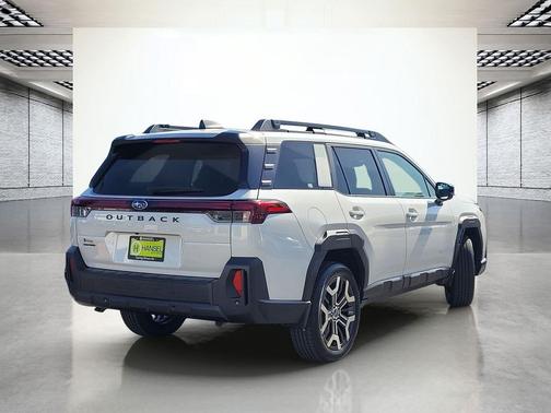 Crystal White Pearl 2026 Subaru Outback Touring XT