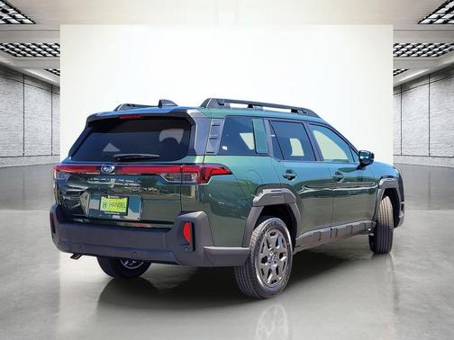 Deep Emerald Green Pearl 2026 Subaru Outback Premium