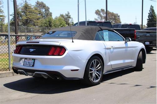 2017 Ford Mustang EcoBoost Premium