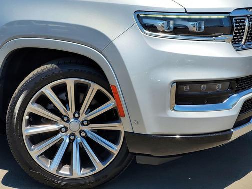 Silver Zynith 2022 Jeep Grand Wagoneer Series II 4x4