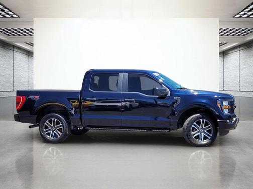 ANTIMATTER BLUE METALLIC 2023 Ford F-150 XL