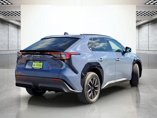 2026 Subaru Solterra Premium