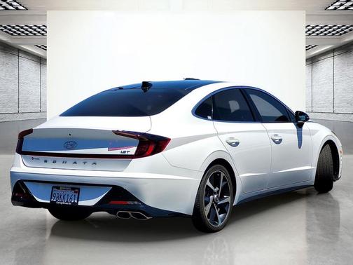 Quartz White 2022 Hyundai SONATA SEL Plus