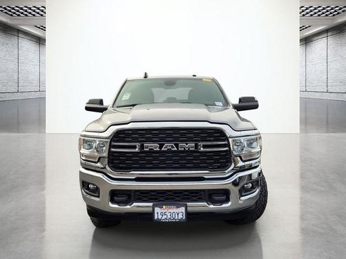 2022 RAM 2500 Big Horn Crew Cab 4x4 6'4' Box