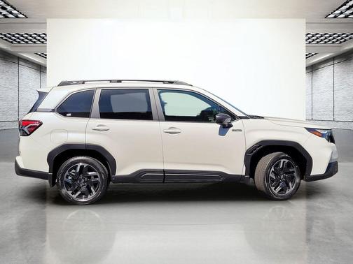 Crystal White Pearl 2026 Subaru Forester Hybrid Premium