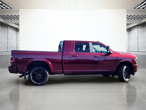 2022 RAM 3500 Limited Mega Cab 4x4 6'4' Box