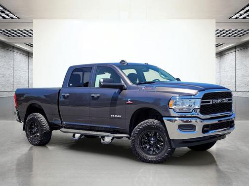 Granite Crystal Metallic Clearcoat 2020 RAM 2500 Tradesman