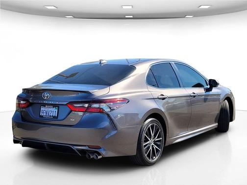 Predawn Gray Mica 2023 Toyota Camry SE