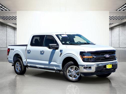SPACE WHITE METALLIC 2025 Ford F-150 XLT