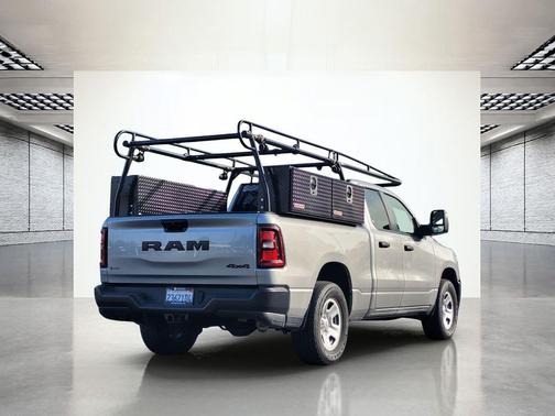 Billet Silver Metallic Clearcoat 2025 RAM 1500 Tradesman