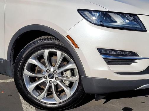 2019 Lincoln MKC Select