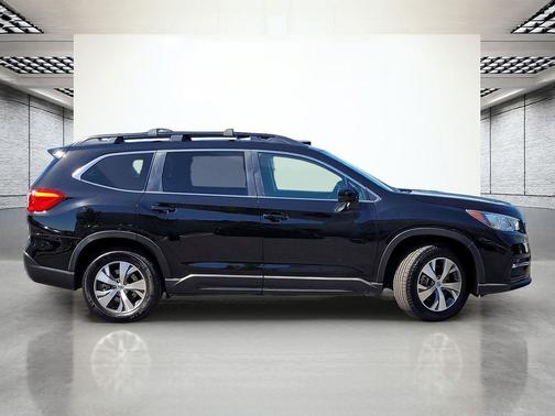 Crystal Black Silica 2019 Subaru Ascent Premium 8-Passenger