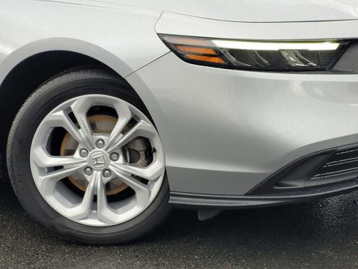 2023 Honda Accord LX 1.5T