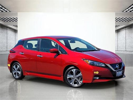 2022 Nissan Leaf SV 40 kWh