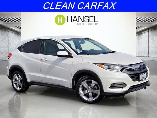 Platinum White Pearl 2022 Honda HR-V LX