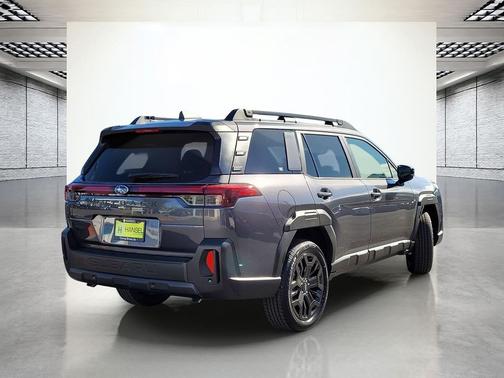 Magnetite Gray Metallic 2026 Subaru Outback Limited XT