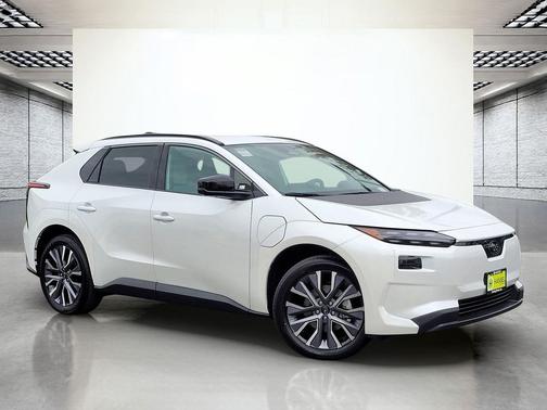 CM1 2026 Subaru Solterra Limited