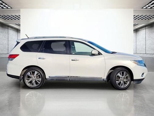 2013 Nissan Pathfinder Platinum