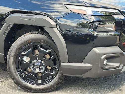 Crystal Black Silica 2026 Subaru Outback Limited