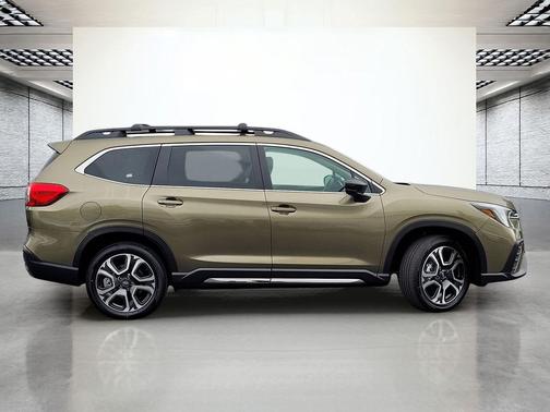 2025 Subaru Ascent Limited 7-Passenger