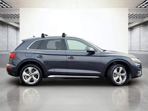 2021 Audi Q5 45 Prestige