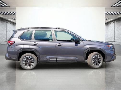 Magnetite Gray Metallic 2026 Subaru Forester Base