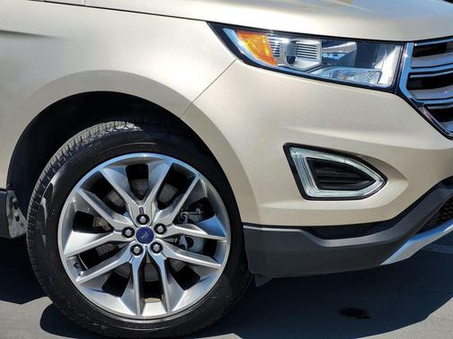 WHITE GOLD METALLIC 2018 Ford Edge Titanium