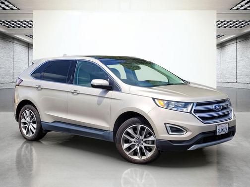 WHITE GOLD METALLIC 2018 Ford Edge Titanium