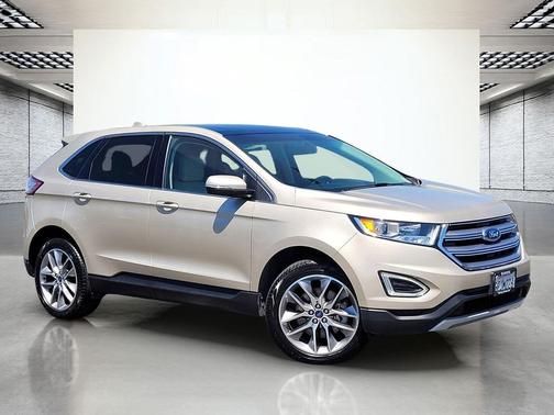WHITE GOLD METALLIC 2018 Ford Edge Titanium