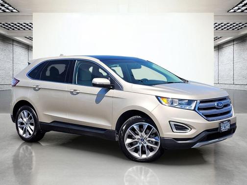WHITE GOLD METALLIC 2018 Ford Edge Titanium