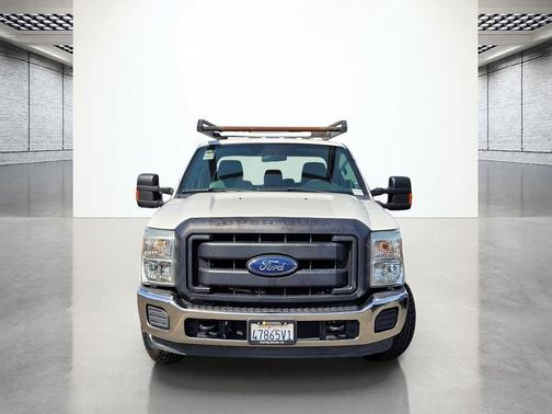 OXFORD WHITE 2015 Ford F-350 XL