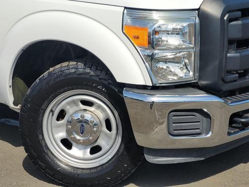 OXFORD WHITE 2015 Ford F-350 XL