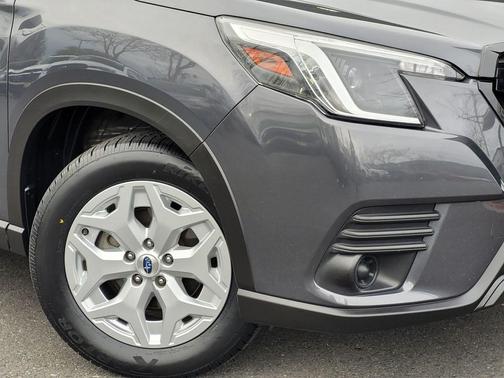2022 Subaru Forester Base