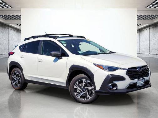 Crystal White Pearl 2025 Subaru Crosstrek Premium