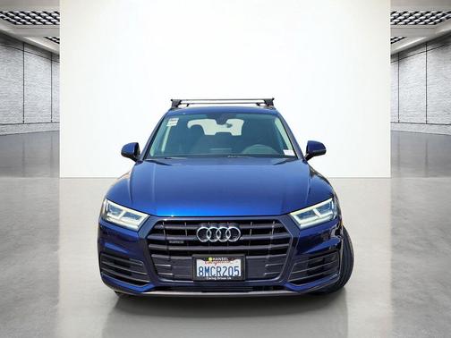 Navarra Blue Metallic 2019 Audi Q5 2.0T Premium Plus