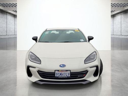 2025 Subaru BRZ tS